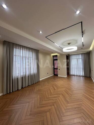 Продаётся 4-комн. новостройка 137 м², м. 8 ноября, photo 3 from 15