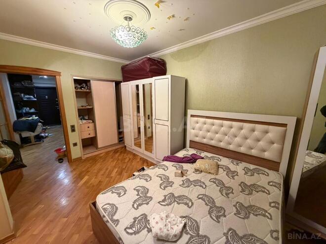 Продаётся 2-комн. вторичка 90 м², м. Иншаатчылар, photo 14 from 17