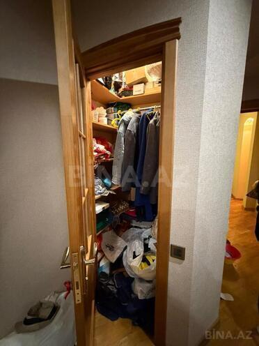 Продаётся 2-комн. вторичка 90 м², м. Иншаатчылар, photo 4 from 17