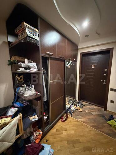 Продаётся 2-комн. вторичка 90 м², м. Иншаатчылар, photo 9 from 17