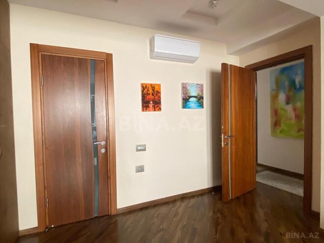 Продаётся 3-комн. новостройка 172 м², м. Низами, photo 5 from 14
