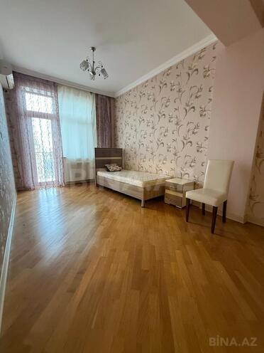 Сдаётся 3-комн. новостройка 125 м², м. Элмляр Академиясы, photo 4 from 15