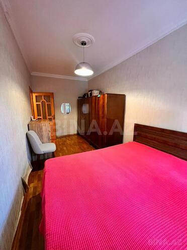 Satılır 2 otaqlı köhnə tikili 50 m², Azadlıq Prospekti m., photo 3 from 15