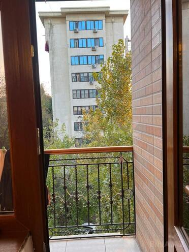 Продаётся 5-комн. вторичка 130 м², м. Азадлыг проспекти, photo 19 from 26