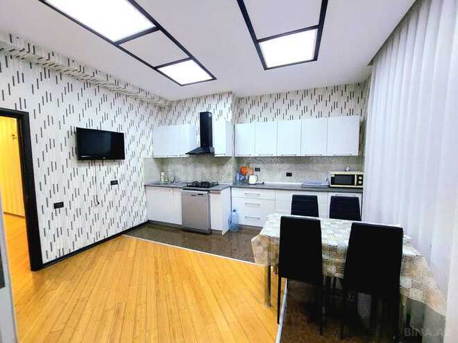 Сдаётся 4-комн. новостройка 175 м², м. Низами, photo 13 from 22