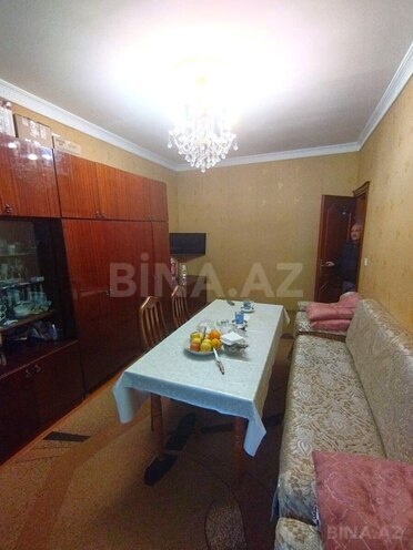 Satılır 4 otaqlı köhnə tikili 120 m², İnşaatçılar m., photo 3 from 24