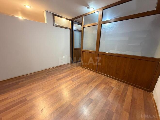 İcarəyə verilir 4 otaqlı ofis 40 m², 28 May m., photo 3 from 8