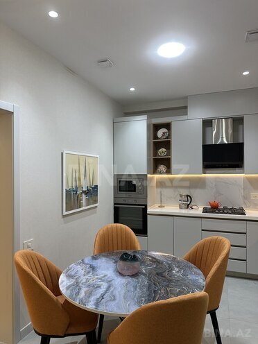 Сдаётся 2-комн. новостройка 81 м², м. 8 ноября, photo 3 from 14