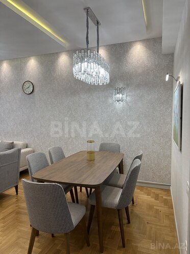 Сдаётся 2-комн. новостройка 81 м², м. 8 ноября, photo 7 from 14