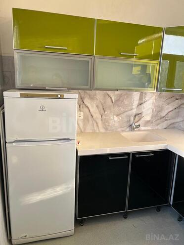 Продаётся 2-комн. вторичка 70 м², м. Элмляр Академиясы, photo 23 from 24