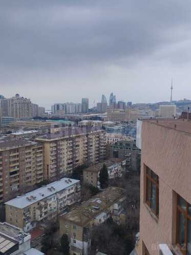 Продаётся 2-комн. новостройка 138 м², м. Элмляр Академиясы, photo 7 from 12