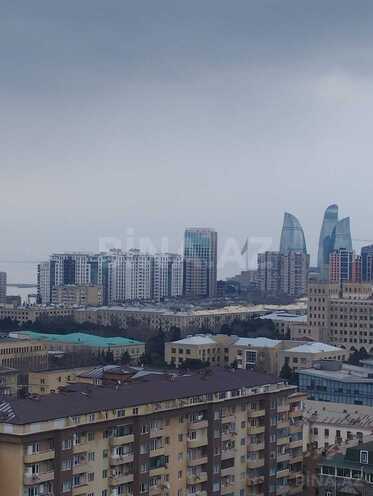 Продаётся 2-комн. новостройка 138 м², м. Элмляр Академиясы, photo 3 from 12