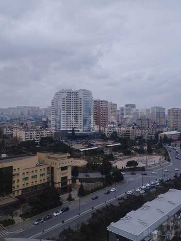 Продаётся 2-комн. новостройка 138 м², м. Элмляр Академиясы, photo 9 from 12