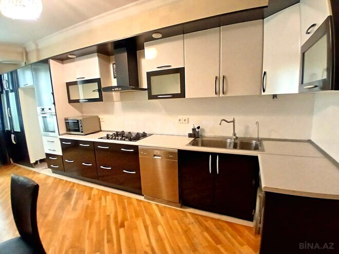 Satılır 3 otaqlı yeni tikili 135 m², Qara Qarayev m., photo 13 from 26