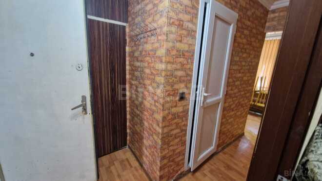 Продаётся 2-комн. вторичка 50 м², м. Элмляр Академиясы, photo 13 from 17