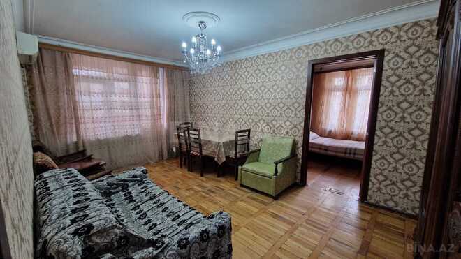 Продаётся 2-комн. вторичка 50 м², м. Элмляр Академиясы, photo 4 from 17