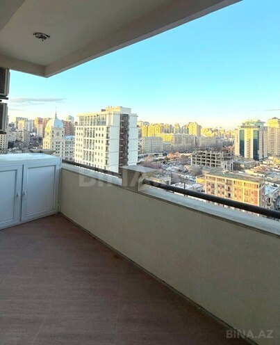 Сдаётся 4-комн. новостройка 183 м², м. Низами, photo 16 from 20