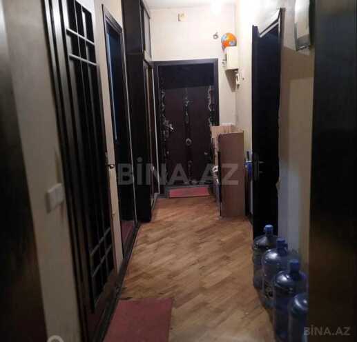 Продаётся 3-комн. вторичка 70 м², м. Нариман Нариманов, photo 9 from 14