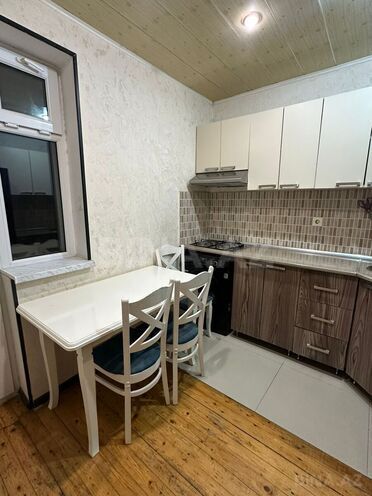 Satılır 4 otaqlı köhnə tikili 110 m², Ceyranbatan q., photo 7 from 13