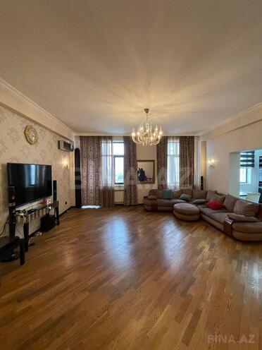 Продаётся 5-комн. новостройка 230 м², м. Иншаатчылар, photo 1 from 29
