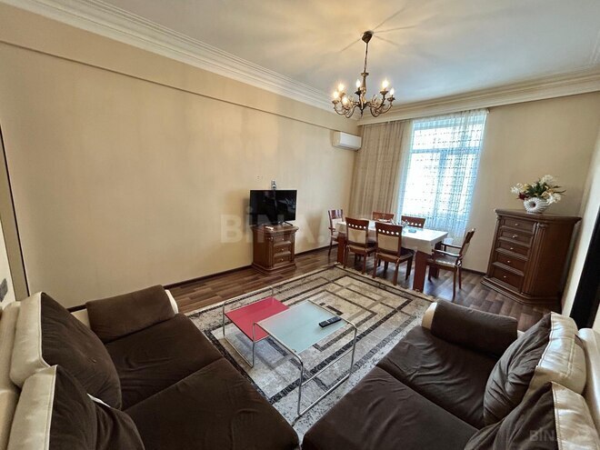 İcarəyə verilir 2 otaqlı köhnə tikili 65 m², Sahil m., photo 5 from 23