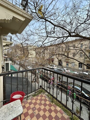 İcarəyə verilir 2 otaqlı köhnə tikili 65 m², Sahil m., photo 19 from 23