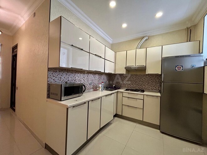 İcarəyə verilir 2 otaqlı köhnə tikili 65 m², Sahil m., photo 12 from 23
