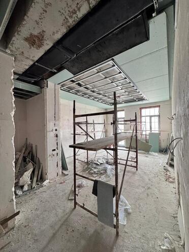 Продаётся 4-комн. новостройка 250 м², м. Элмляр Академиясы, photo 8 from 13