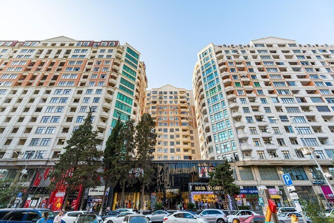 Продаётся 3-комн. новостройка 136 м², м. Нариман Нариманов, photo 1 from 9