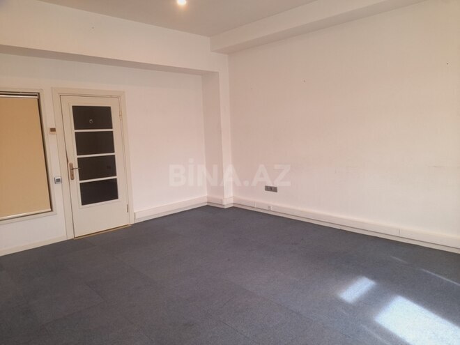 Сдаётся 1-комн. офис 35 м², м. Нариман Нариманов, photo 7 from 12