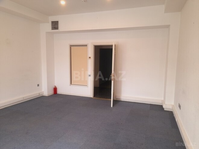 Сдаётся 1-комн. офис 35 м², м. Нариман Нариманов, photo 6 from 12