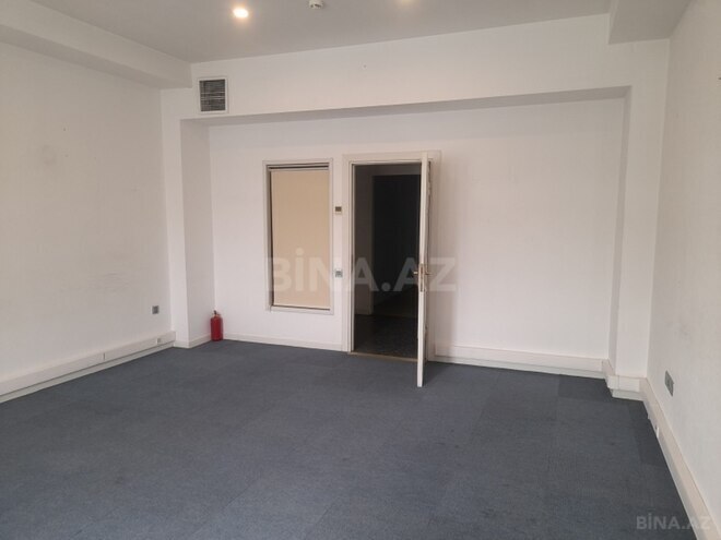 Сдаётся 1-комн. офис 35 м², м. Нариман Нариманов, photo 10 from 12