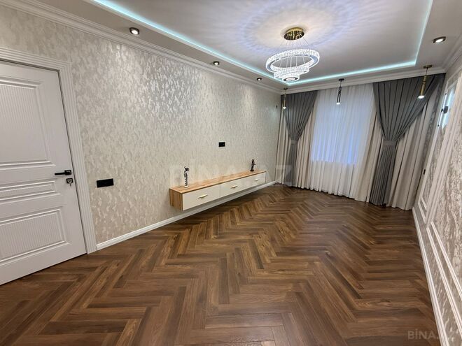 Продаётся 3-комн. вторичка 80 м², м. Халглар Достлугу, photo 1 from 13