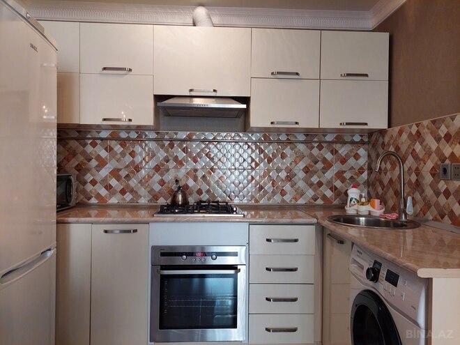 Сдаётся 2-комн. вторичка 45 м², м. Низами, photo 8 from 12