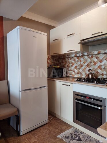 Сдаётся 2-комн. вторичка 45 м², м. Низами, photo 7 from 12