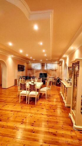 Satılır 4 otaqlı həyət evi/bağ evi 200 m², Novxanı q., photo 17 from 28
