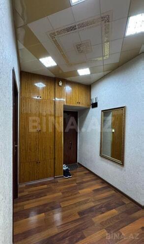 Satılır 3 otaqlı köhnə tikili 70 m², Qara Qarayev m., photo 4 from 17