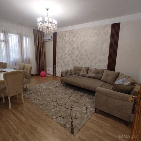 Продаётся 3-комн. вторичка 95 м², м. 28 мая, photo 1 from 12