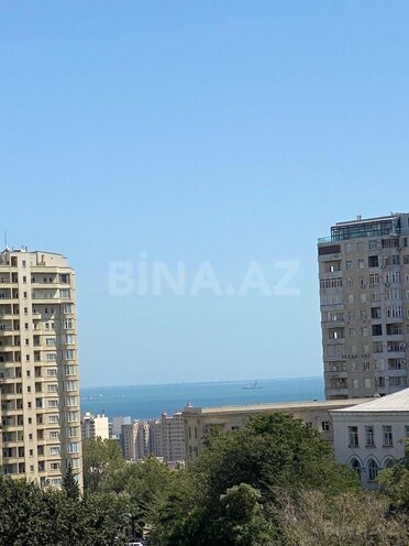 Продаётся 3-комн. вторичка 80 м², м. Элмляр Академиясы, photo 4 from 27