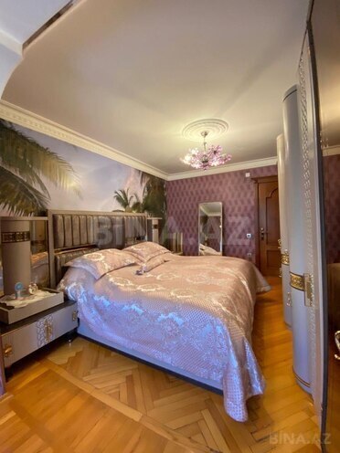 Продаётся 3-комн. вторичка 80 м², м. Элмляр Академиясы, photo 21 from 27