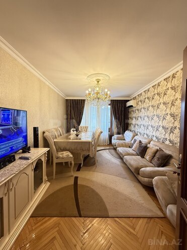 Продаётся 3-комн. вторичка 80 м², м. Элмляр Академиясы, photo 10 from 27