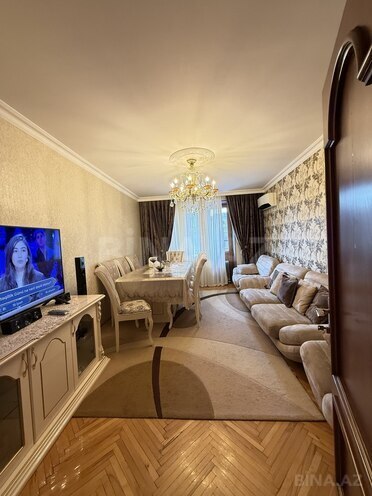 Продаётся 3-комн. вторичка 80 м², м. Элмляр Академиясы, photo 11 from 27