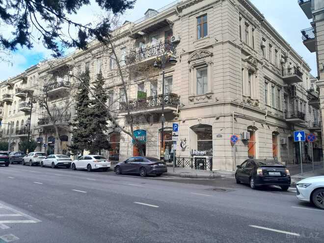 Satılır 3 otaqlı köhnə tikili 67.7 m², 28 May m., photo 1 from 23