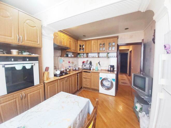 Satılır 5 otaqlı köhnə tikili 130 m², Azadlıq Prospekti m., photo 5 from 22