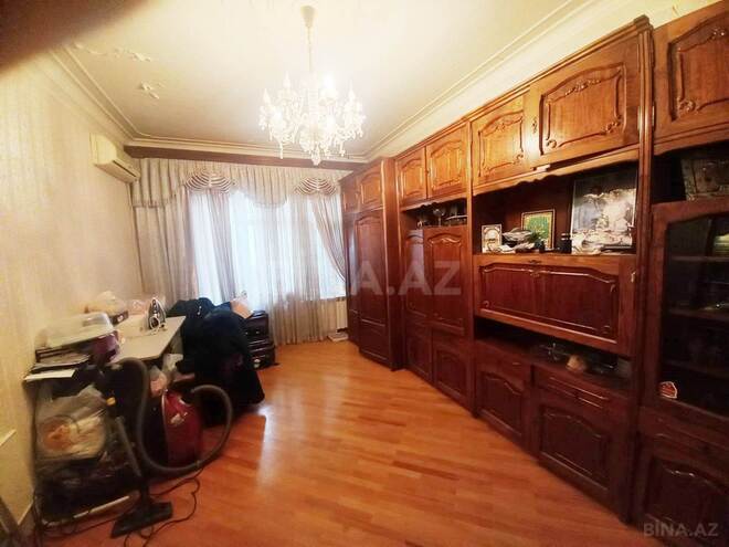 Satılır 5 otaqlı köhnə tikili 130 m², Azadlıq Prospekti m., photo 16 from 22