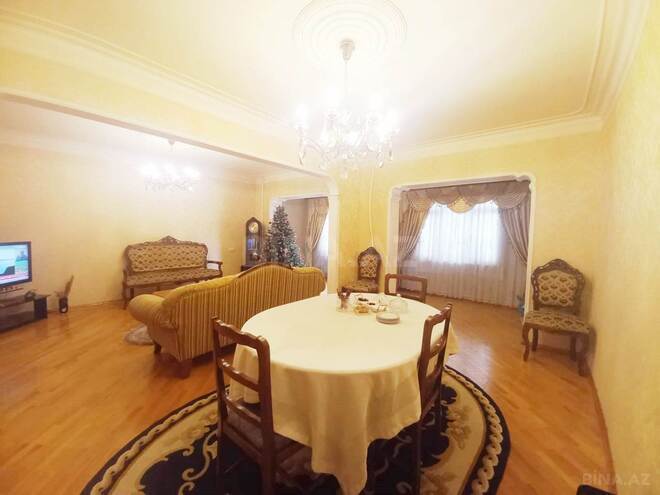 Satılır 5 otaqlı köhnə tikili 130 m², Azadlıq Prospekti m., photo 1 from 22