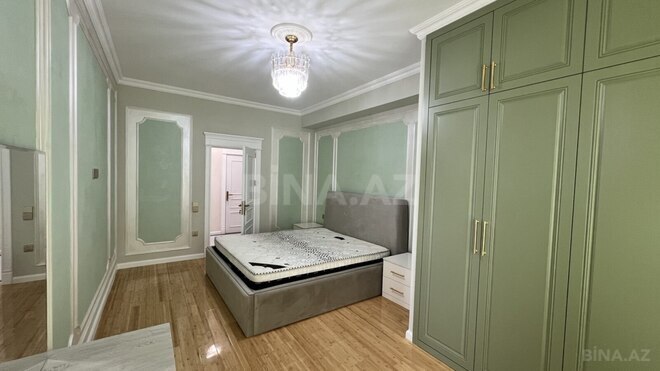 Продаётся 4-комн. новостройка 215 м², м. Низами, photo 12 from 19