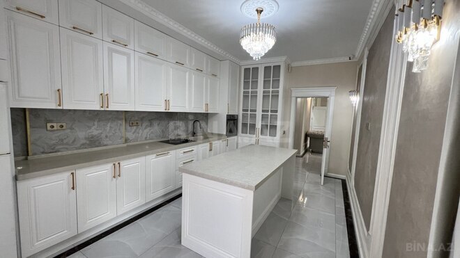 Продаётся 4-комн. новостройка 215 м², м. Низами, photo 8 from 19