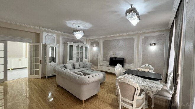 Продаётся 4-комн. новостройка 215 м², м. Низами, photo 1 from 19