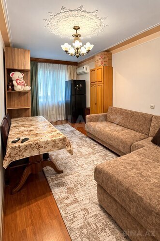 Satılır 2 otaqlı köhnə tikili 60 m², Həzi Aslanov m., photo 3 from 8